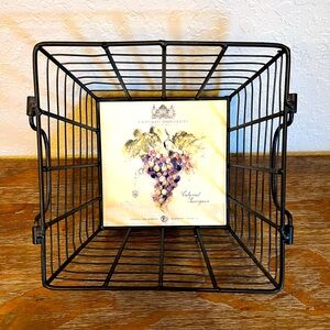 🍇 Tuscan Wire Basket